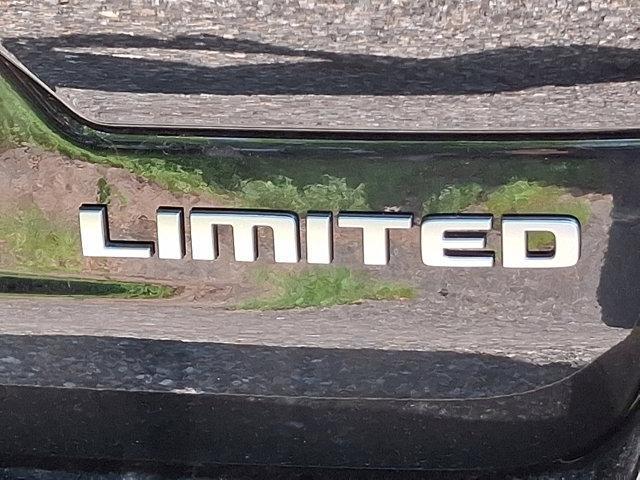 new 2025 Jeep Grand Cherokee car, priced at $50,010