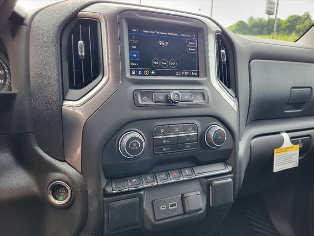 new 2024 Chevrolet Silverado 1500 car, priced at $45,195