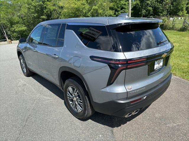 new 2024 Chevrolet Traverse car, priced at $39,345