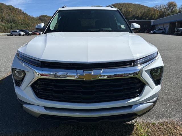 new 2024 Chevrolet TrailBlazer car, priced at $30,120