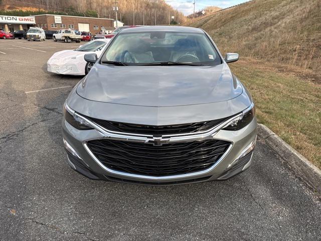 new 2025 Chevrolet Malibu car, priced at $27,245