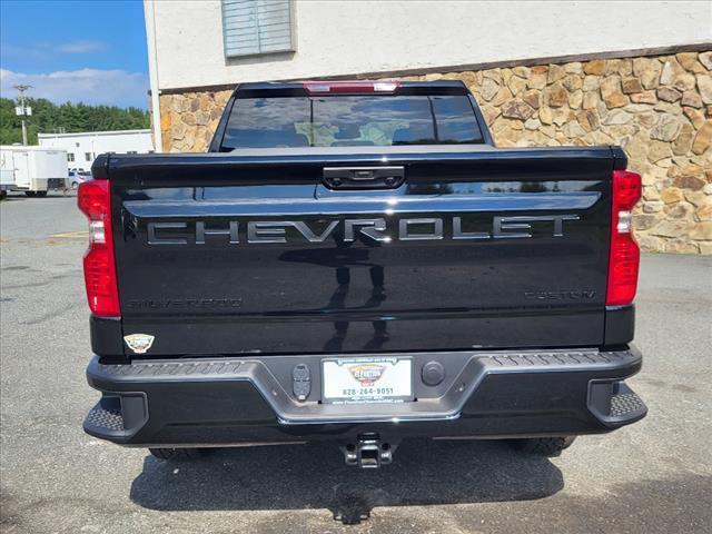 new 2024 Chevrolet Silverado 1500 car, priced at $43,885