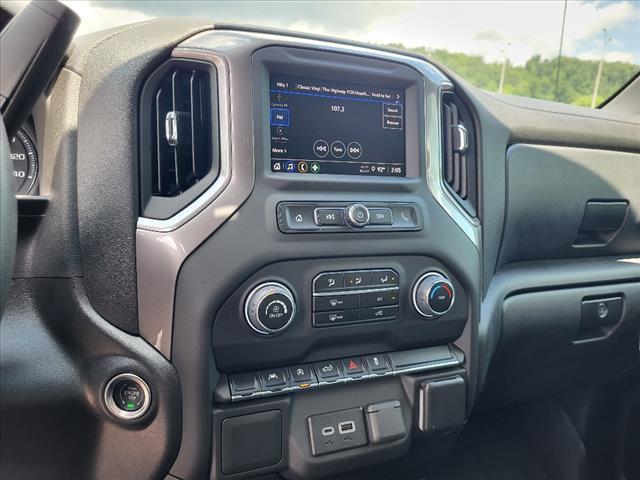 new 2024 Chevrolet Silverado 1500 car, priced at $43,995