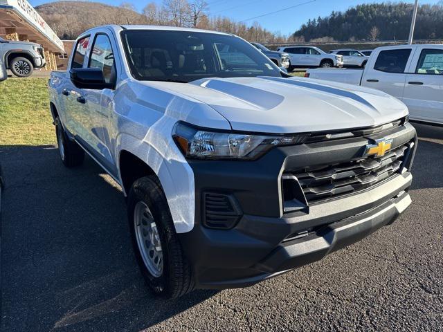 new 2024 Chevrolet Colorado car, priced at $33,960