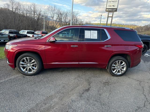 used 2021 Chevrolet Traverse car, priced at $32,283