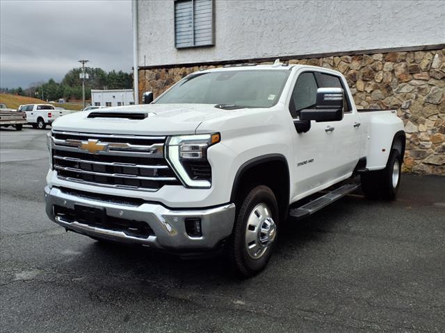 new 2025 Chevrolet Silverado 3500 car, priced at $86,725