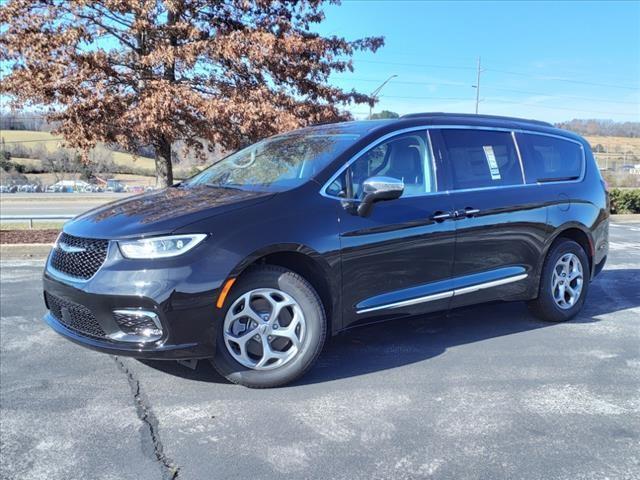 used 2023 Chrysler Pacifica car, priced at $46,210