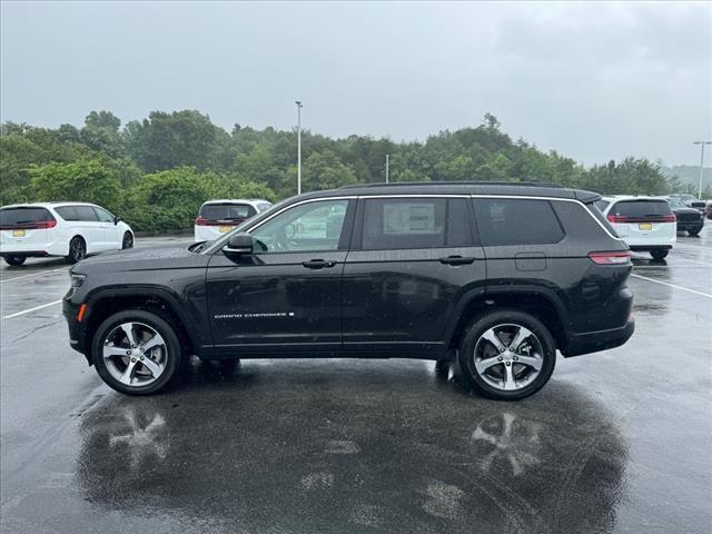 new 2024 Jeep Grand Cherokee L car, priced at $48,969