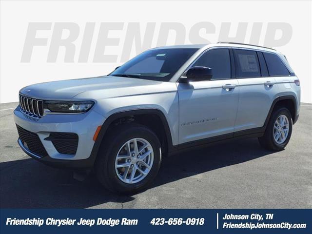 new 2024 Jeep Grand Cherokee car, priced at $35,499