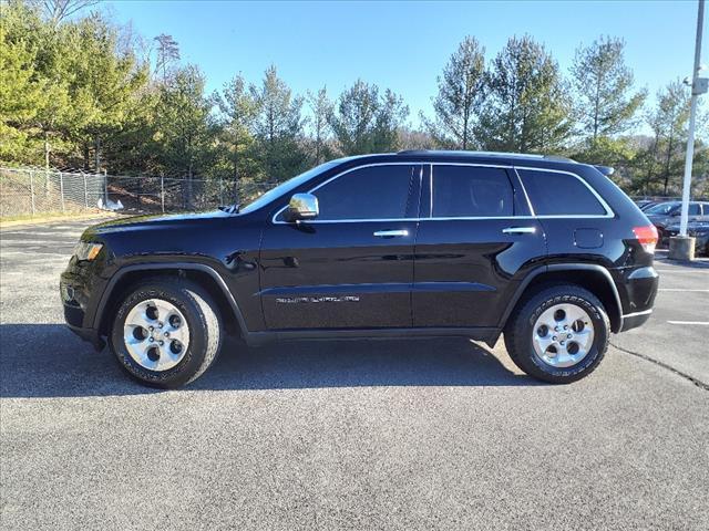 used 2017 Jeep Grand Cherokee car, priced at $15,250