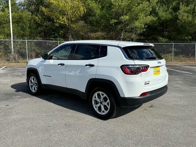 new 2025 Jeep Compass car, priced at $27,495