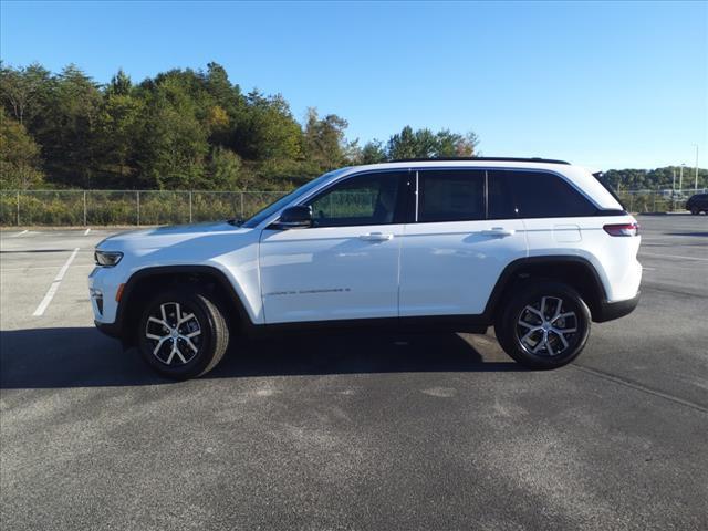 new 2025 Jeep Grand Cherokee car, priced at $47,715