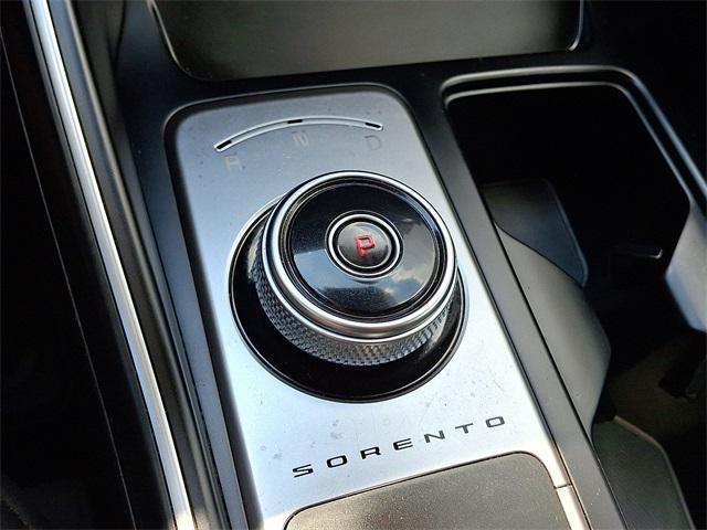 used 2021 Kia Sorento Hybrid car, priced at $22,999