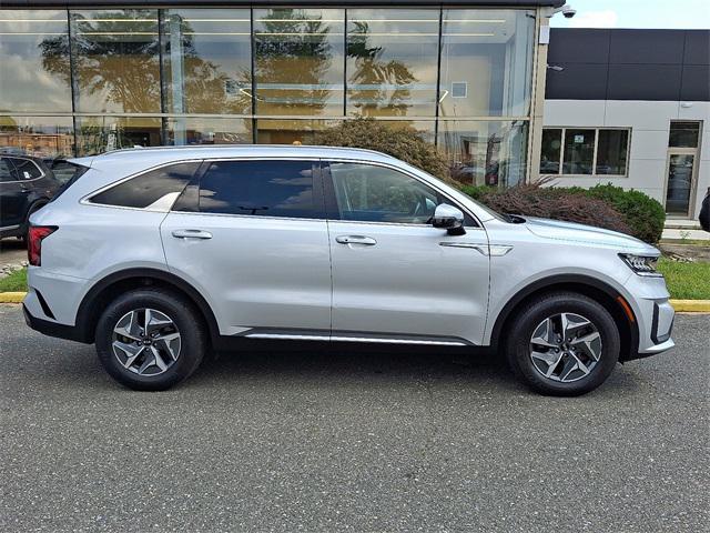 used 2021 Kia Sorento Hybrid car, priced at $22,999