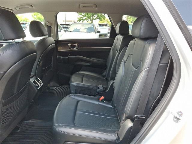 used 2021 Kia Sorento Hybrid car, priced at $22,999