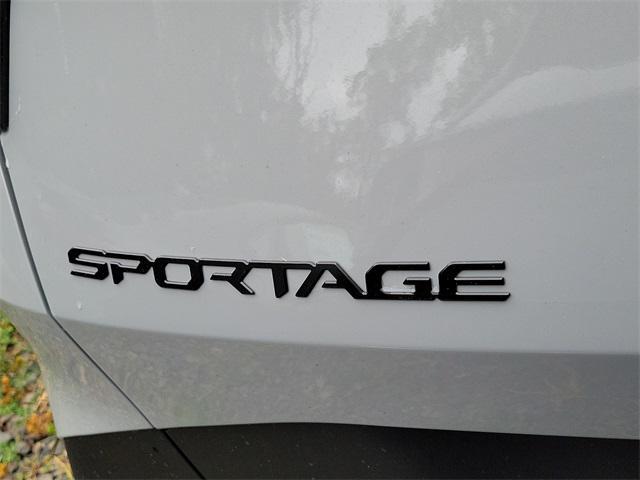 new 2025 Kia Sportage car, priced at $35,735