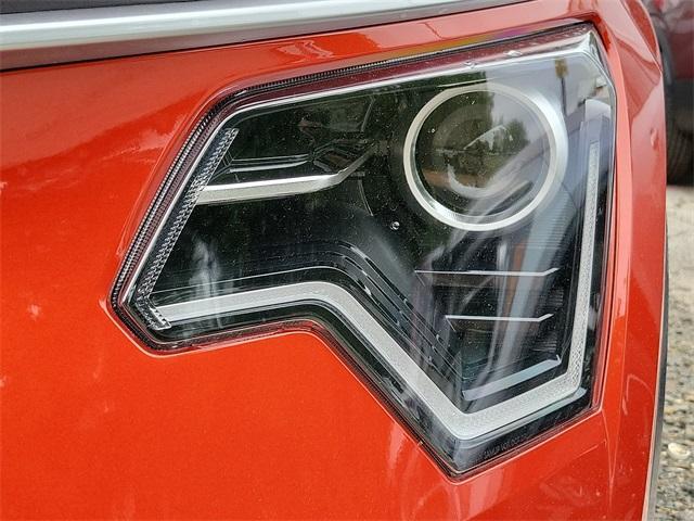 new 2023 Kia Niro Plug-In Hybrid car, priced at $35,340