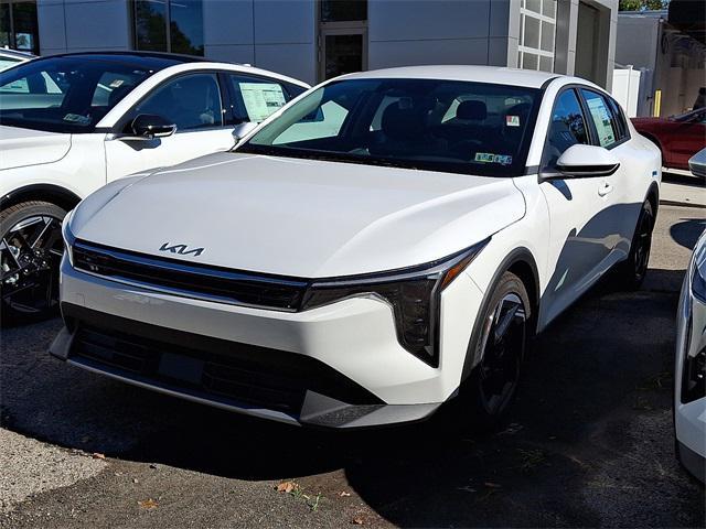 new 2025 Kia K4 car, priced at $26,010
