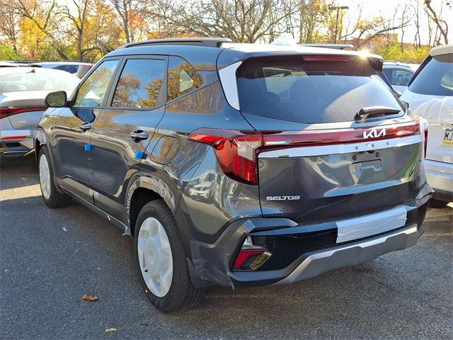 new 2025 Kia Seltos car, priced at $28,305