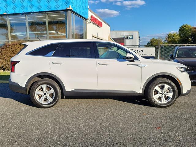 used 2022 Kia Sorento car, priced at $23,900