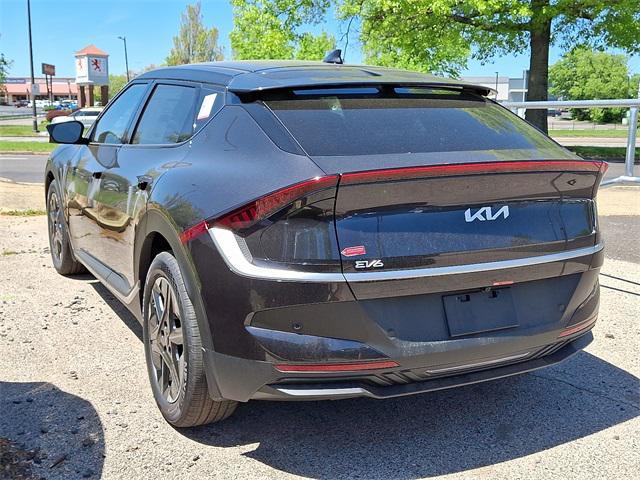 new 2025 Kia EV6 car, priced at $52,115