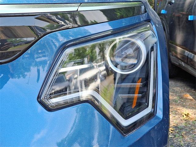 new 2025 Kia Niro EV car, priced at $42,600