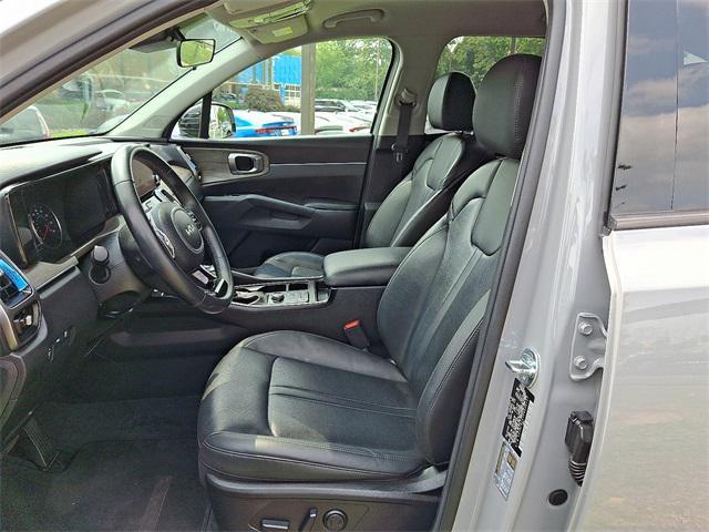 used 2023 Kia Sorento car, priced at $29,250