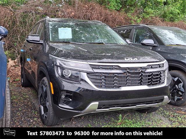 new 2025 Kia Seltos car, priced at $28,670