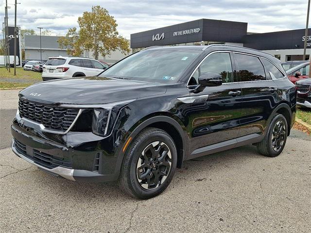 used 2025 Kia Sorento car, priced at $31,999