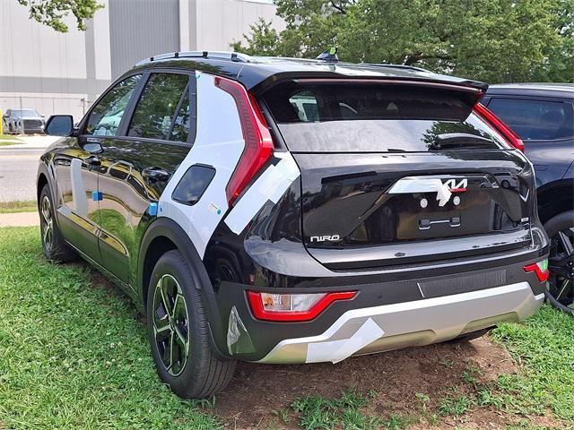 new 2025 Kia Niro car, priced at $31,880