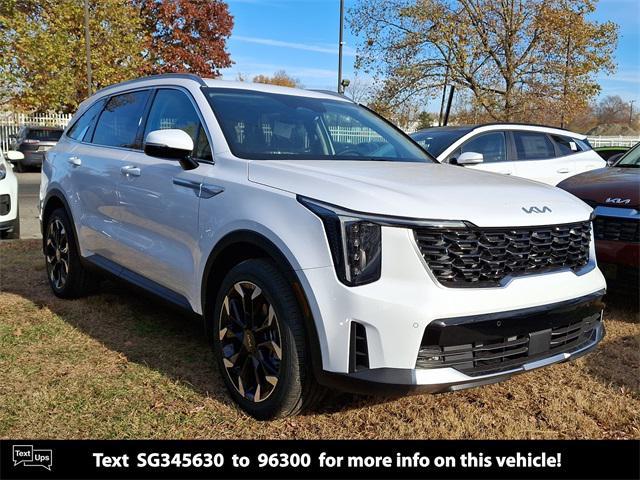 new 2025 Kia Sorento car, priced at $40,335