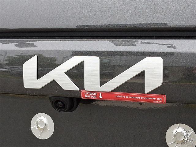 new 2025 Kia Niro car, priced at $31,485