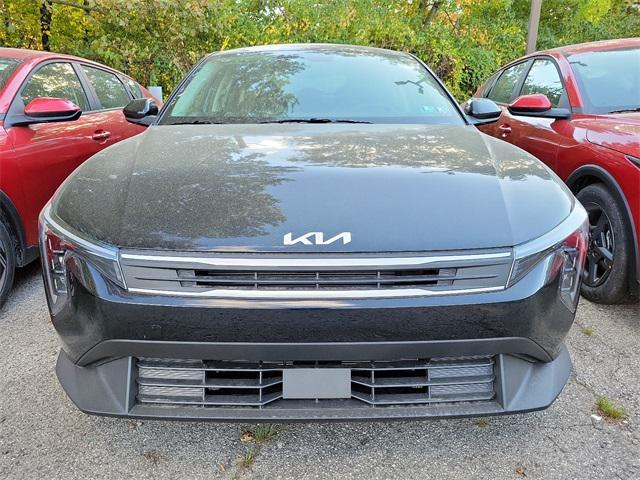 new 2025 Kia K4 car, priced at $23,320