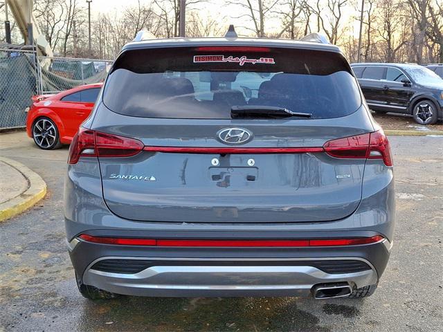 used 2022 Hyundai Santa Fe car, priced at $24,999