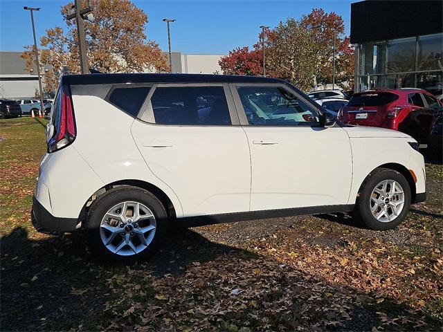 used 2023 Kia Soul car, priced at $19,999