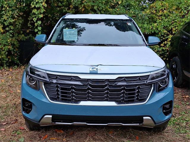 new 2026 Kia Seltos car, priced at $30,295