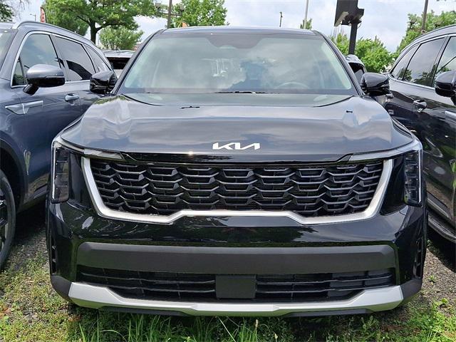new 2025 Kia Sorento car, priced at $33,810