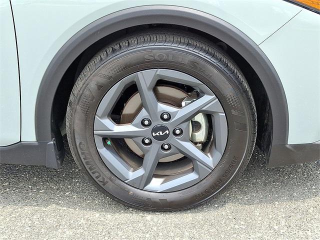 used 2025 Kia K4 car, priced at $23,999