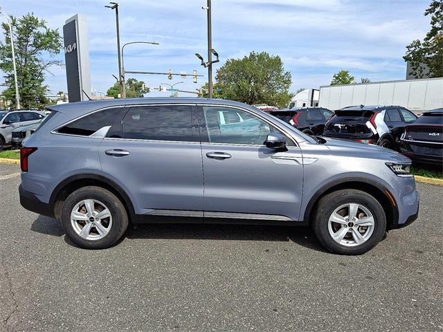 used 2022 Kia Sorento car, priced at $24,999