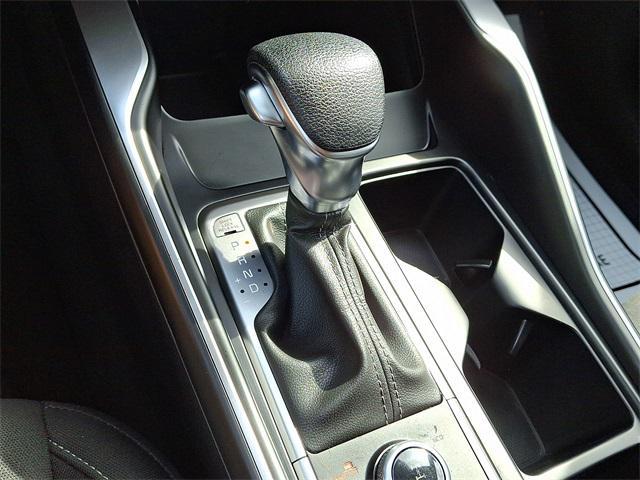 used 2022 Kia Sorento car, priced at $24,999