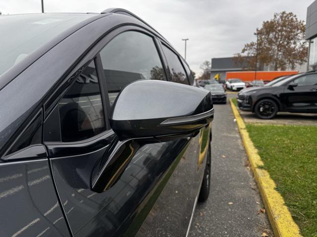 used 2025 Kia Sportage Hybrid car, priced at $35,999