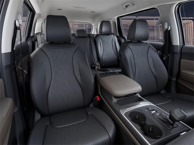 new 2025 Kia Carnival car, priced at $40,880