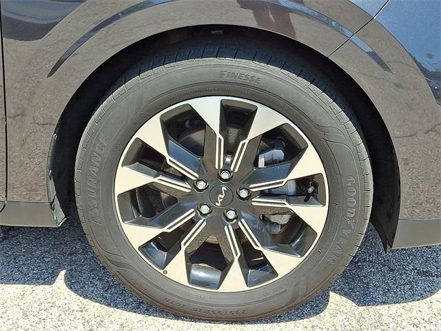 used 2024 Kia Carnival car, priced at $36,999