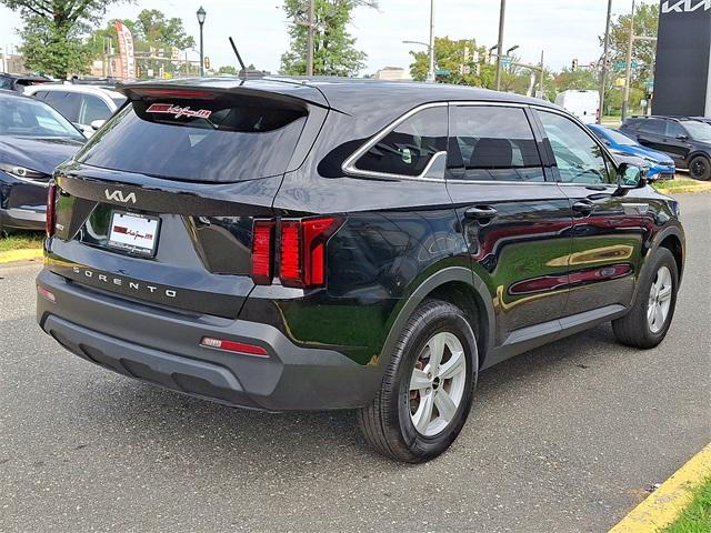 used 2022 Kia Sorento car, priced at $25,250