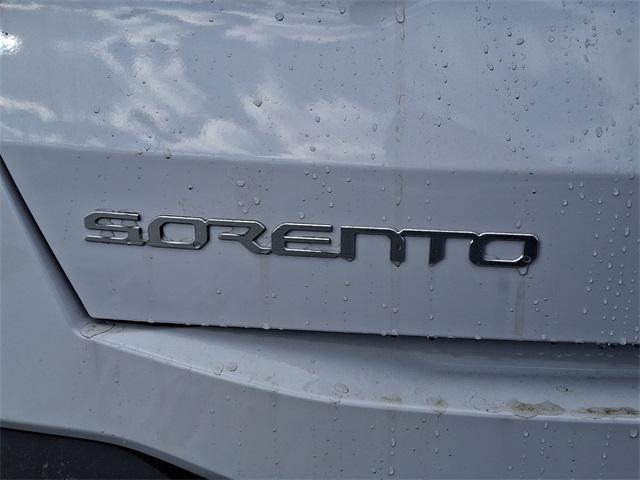 new 2025 Kia Sorento car, priced at $37,985