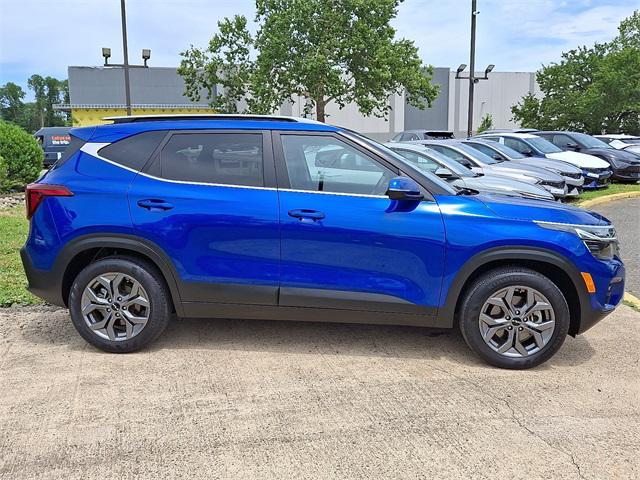 used 2024 Kia Seltos car, priced at $24,999