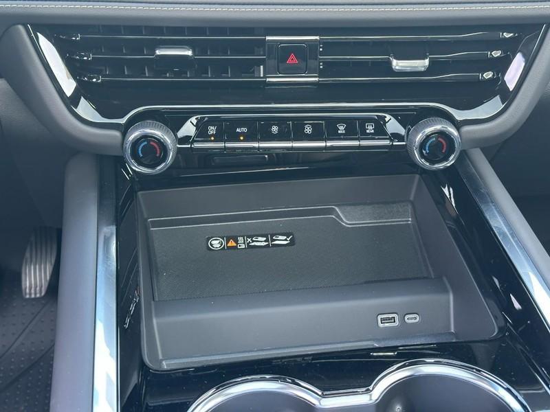 new 2025 Chevrolet Tahoe car, priced at $77,600