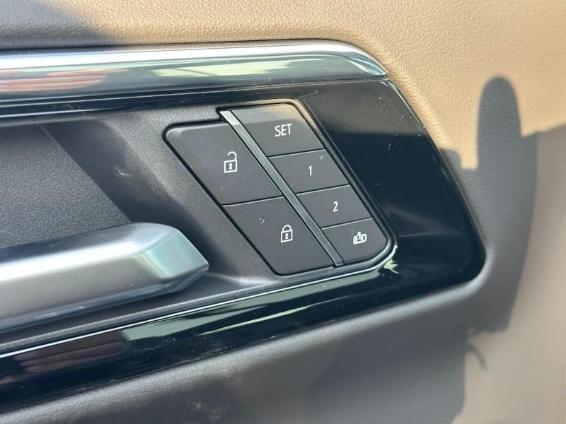 new 2025 Chevrolet Tahoe car, priced at $77,600