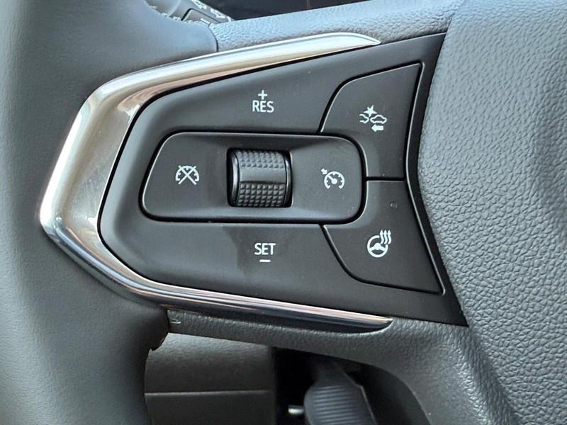 new 2025 Chevrolet Trax car, priced at $24,500