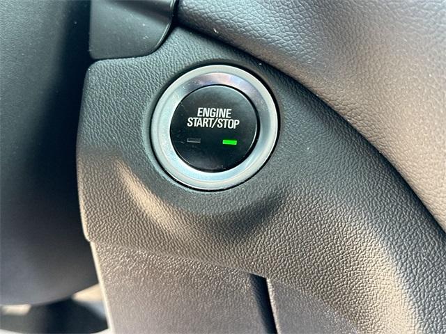 used 2022 Chevrolet Equinox car, priced at $24,000